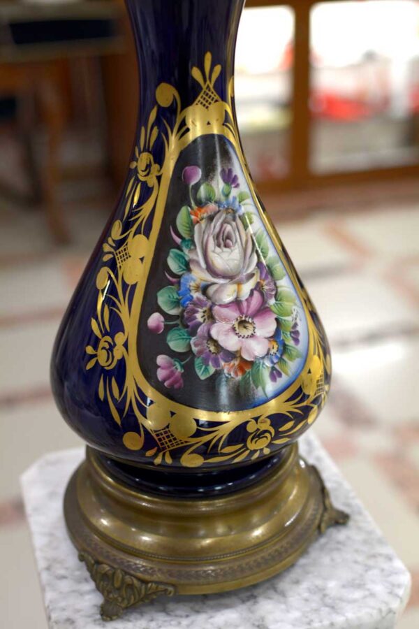 Lampada stile antico "Petrolio" decorata a mano e firmata