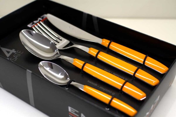 Servizio di posate 24 pezzi P13CR ARANCIO