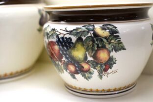 Porta piante decoro frutta in ceramica abruzzese