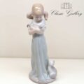 Statuina Ragazza Con Gattini