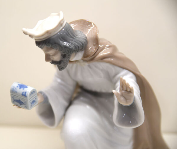 Re Magi in porcellana lucida