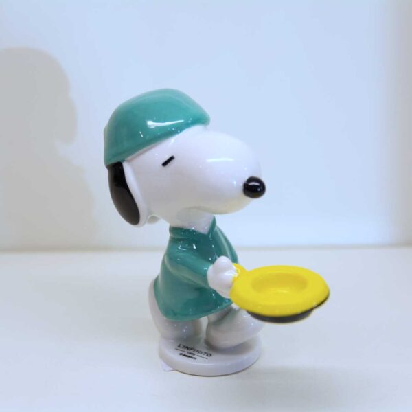 Snoopy in Vestaglia Da Notte Snoopy in Vestaglia Da Notte
