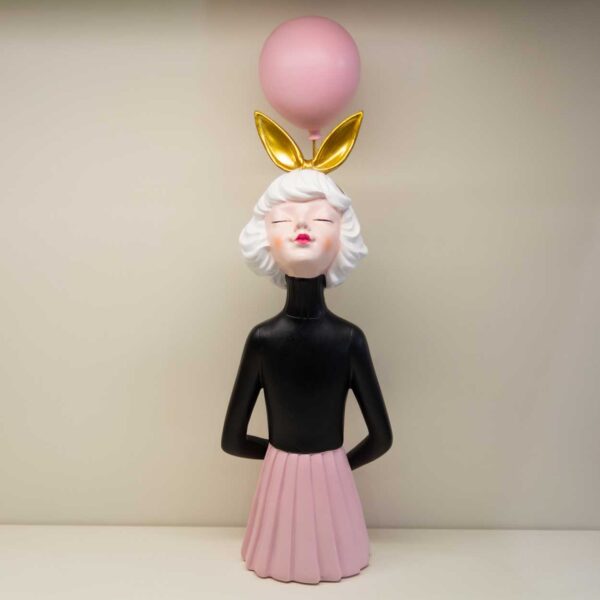 Statuina Desiree