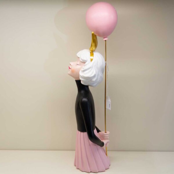 Statuina Desiree