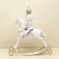 Schiaccianoci a cavallo decoro bianco e oro