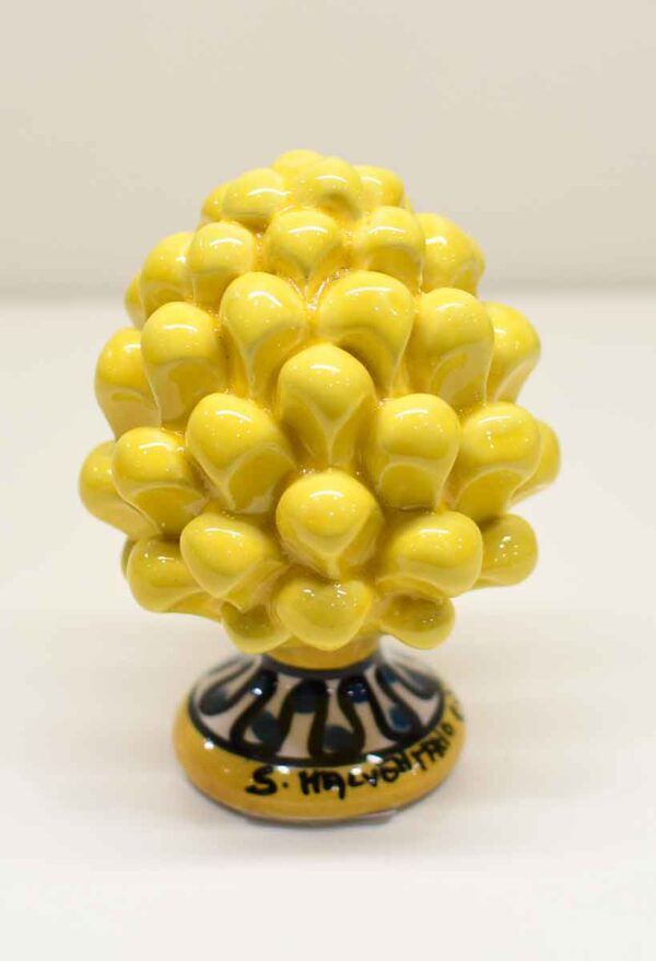 Pigna in ceramica di Caltagirone altezza 12cm Pigna in ceramica di Caltagirone altezza 12cm