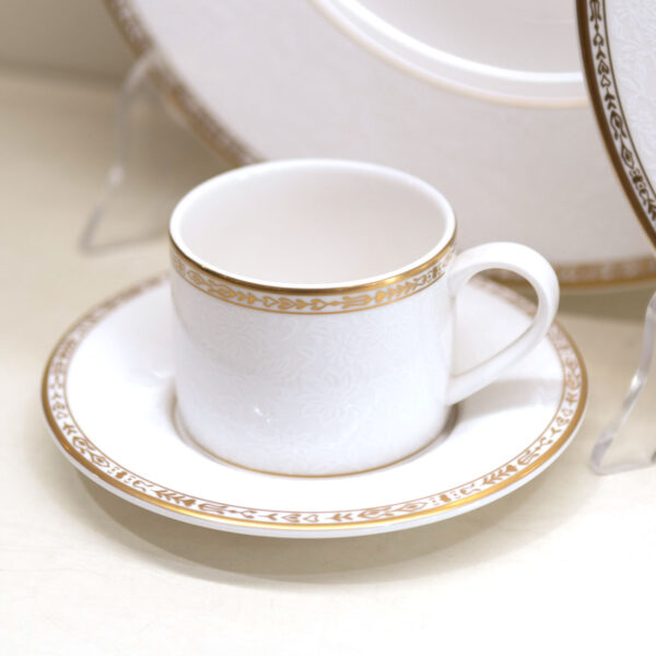 Servizio Piatti 41 Pezzi "Dinasty Gold" Mikasa Servizio Piatti 41 Pezzi "Dinasty Gold" Mikasa